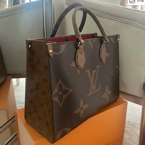 Louis Vuitton On the Go MM Monogram Tote - Picture 1 of 12